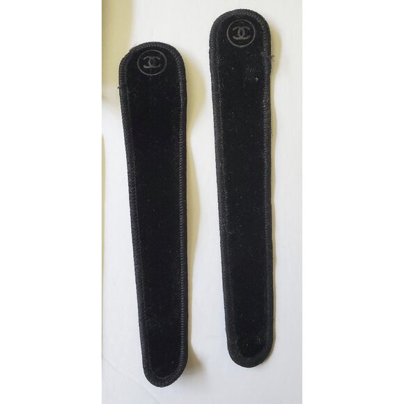 Set of 3 Chanel Makeup Brushes - velvet brush sleeves, drawstring bag - Picture 4 of 14